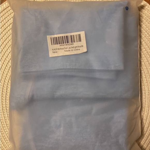 Yoga Active Wear Sets 3 pairs Size 8/10 Medium NWT - Picture 6 of 7